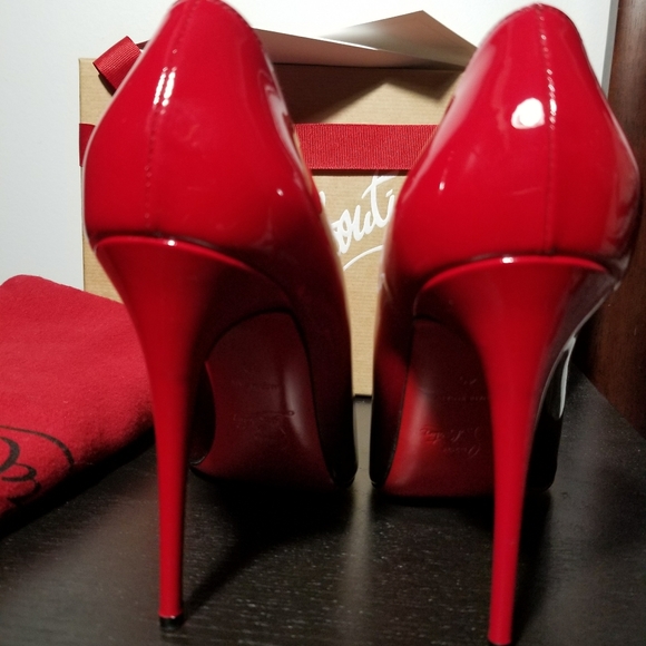 Shoes - Picture 3 of 3